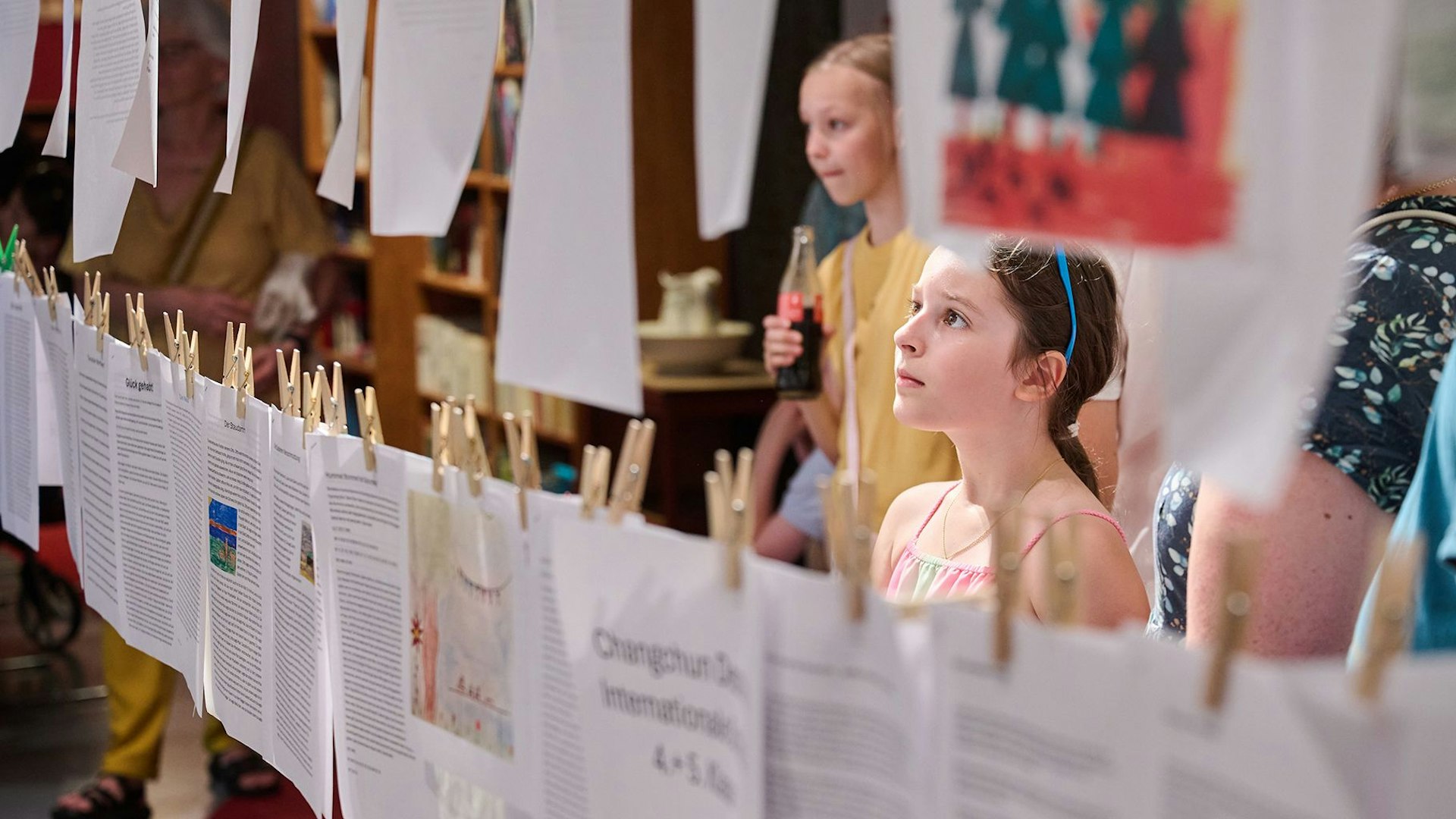 KinderSchreibenGeheimnisGeschichten_06_©Michael Zamboni_web.jpg