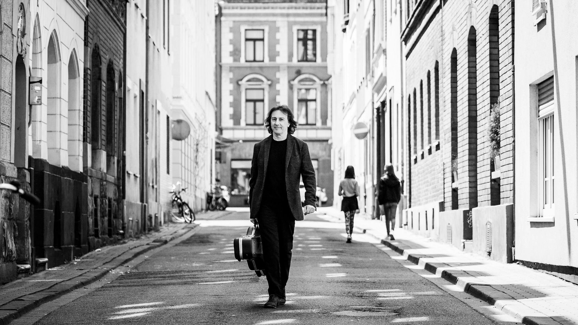 Pippo Pollina Veranstaltungen TAK Theater Liechtenstein Pippo Pollina Veranstaltungen TAK Theater Liechtenstein