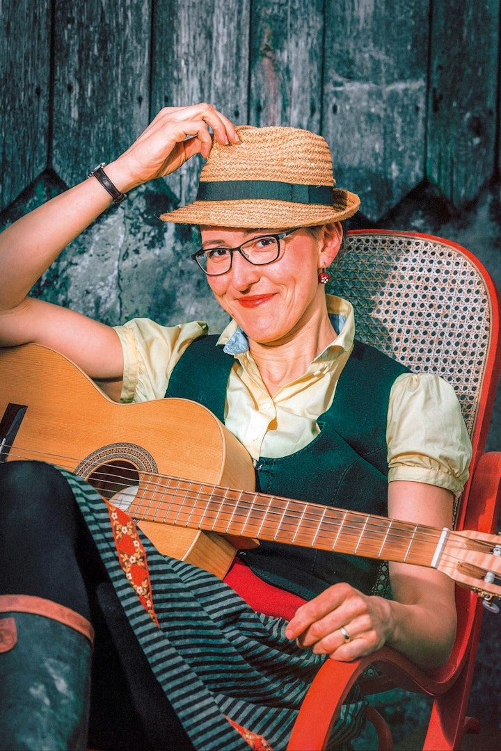 MartinaSchwarzmann_01