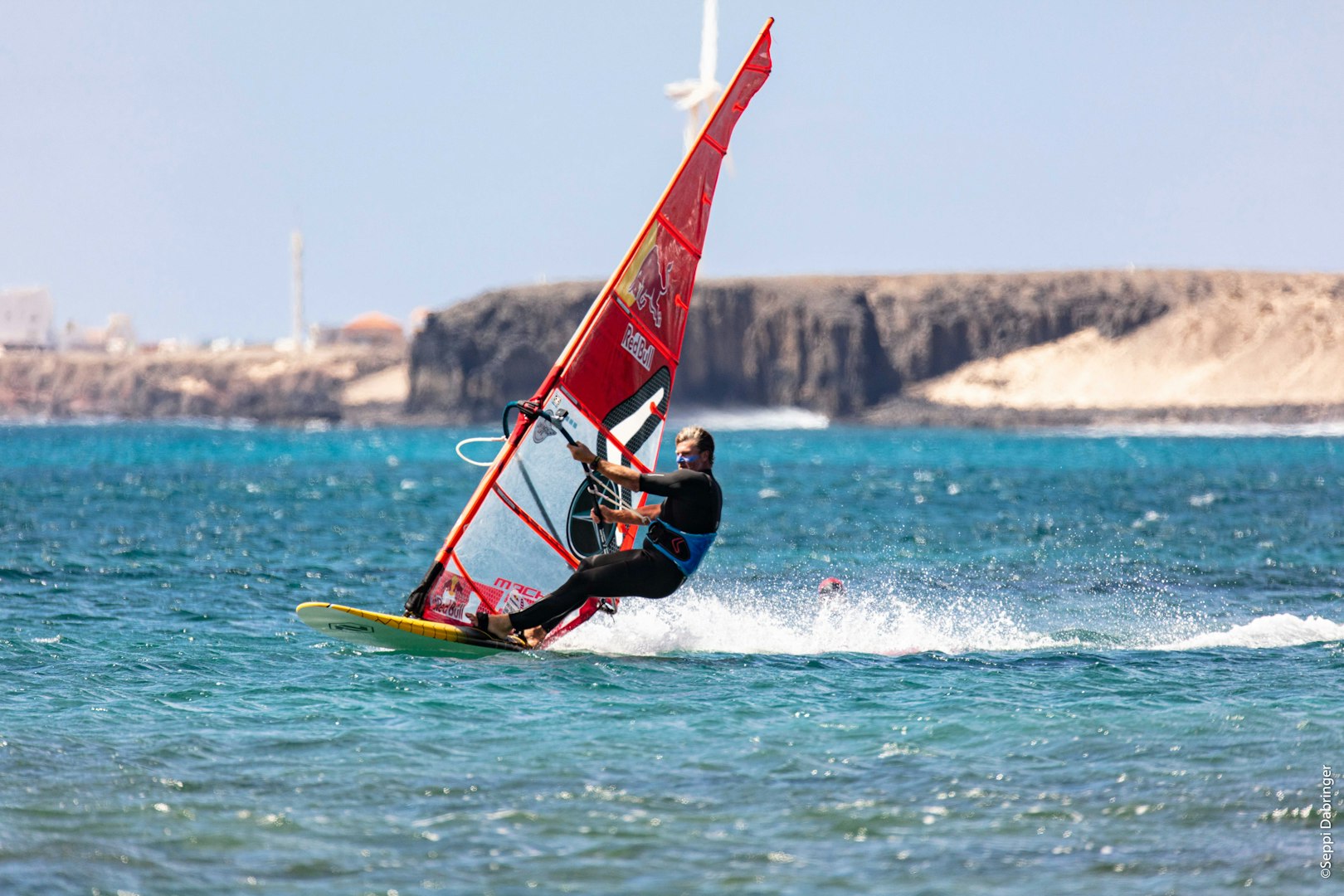 OCEAN24_V10_Born_To_Windsurf_Bjoern Dunkerbeck_1_(c)Seppi Dabringer.jpg