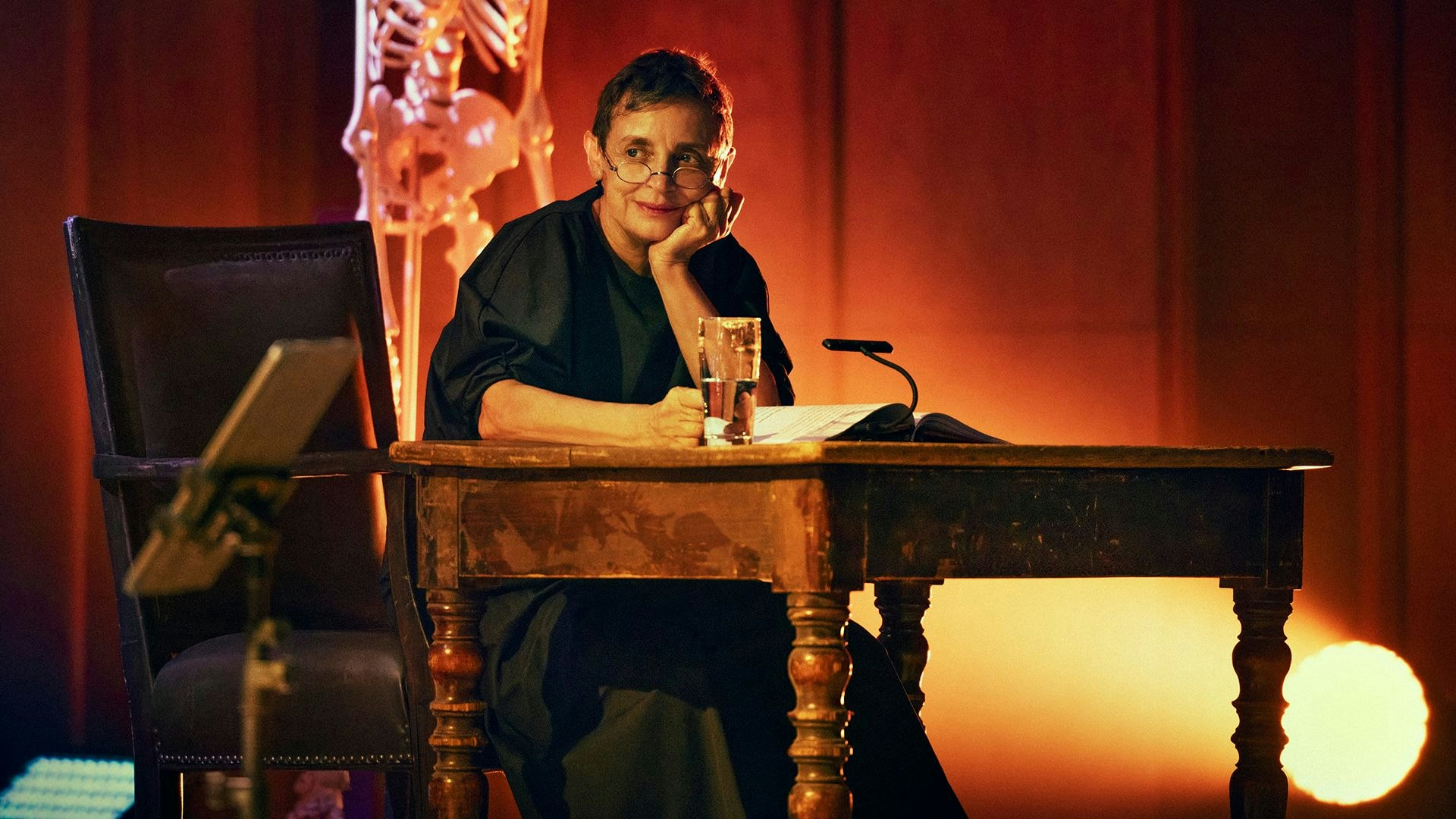 SchattenUeberDemNichts_02_©Franziska Strauss_web.jpg