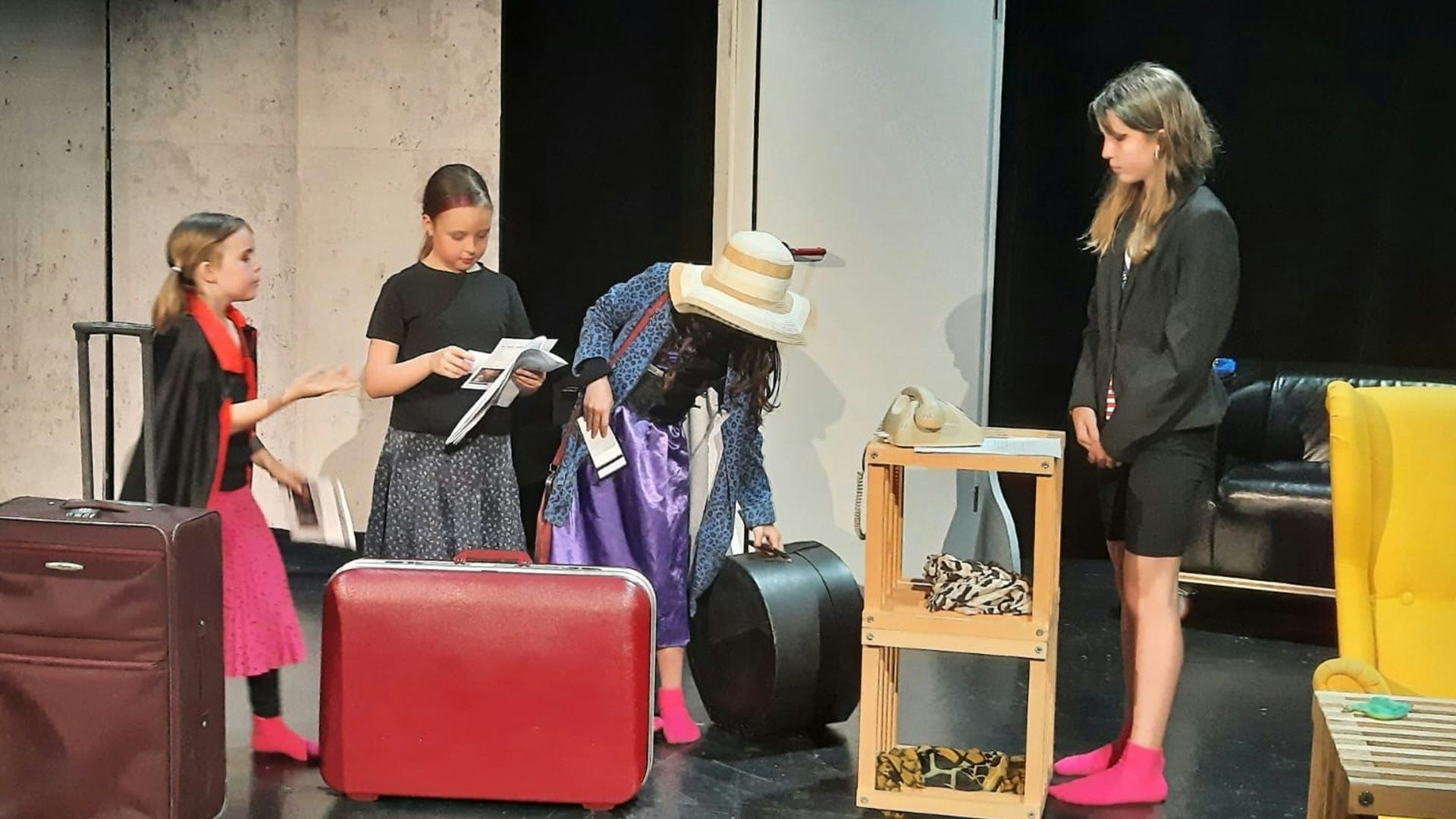 Theaterlabor_Präsentation_3_web.jpg
