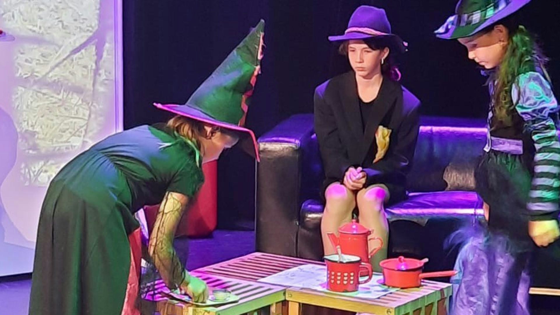 Theaterlabor_Präsentation_4_web.jpg