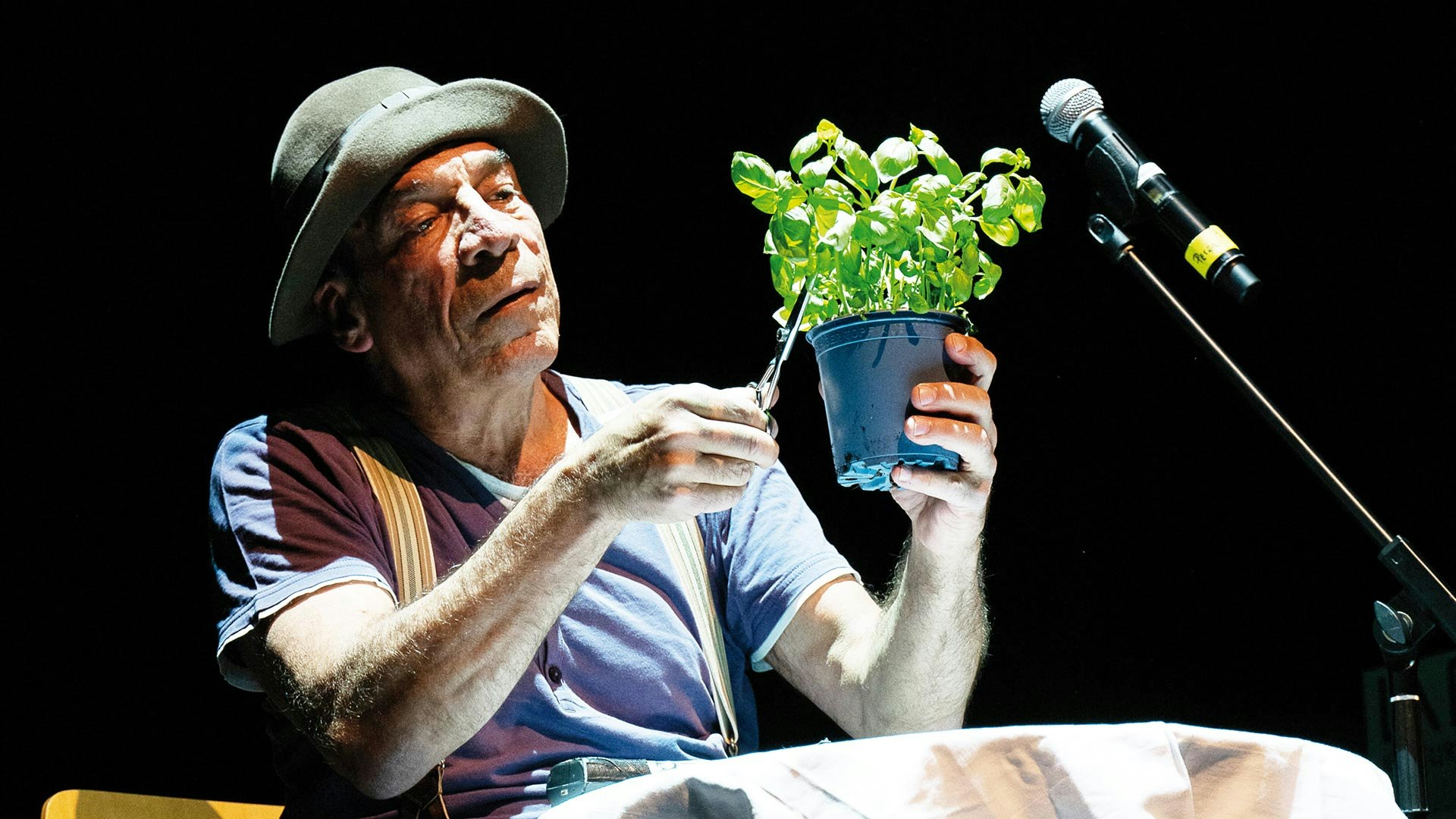 ZirkusArtistika_04_© Klaus Polkowsk_Web.jpg